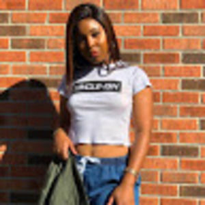 Meet your Posher, Jamila